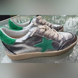 Vintage Havana Denisse Sneakers Metallic Silver Star Platform Inspired 8.5